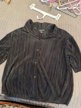 Rachel Zoe Black Ribbed Button-Front Top